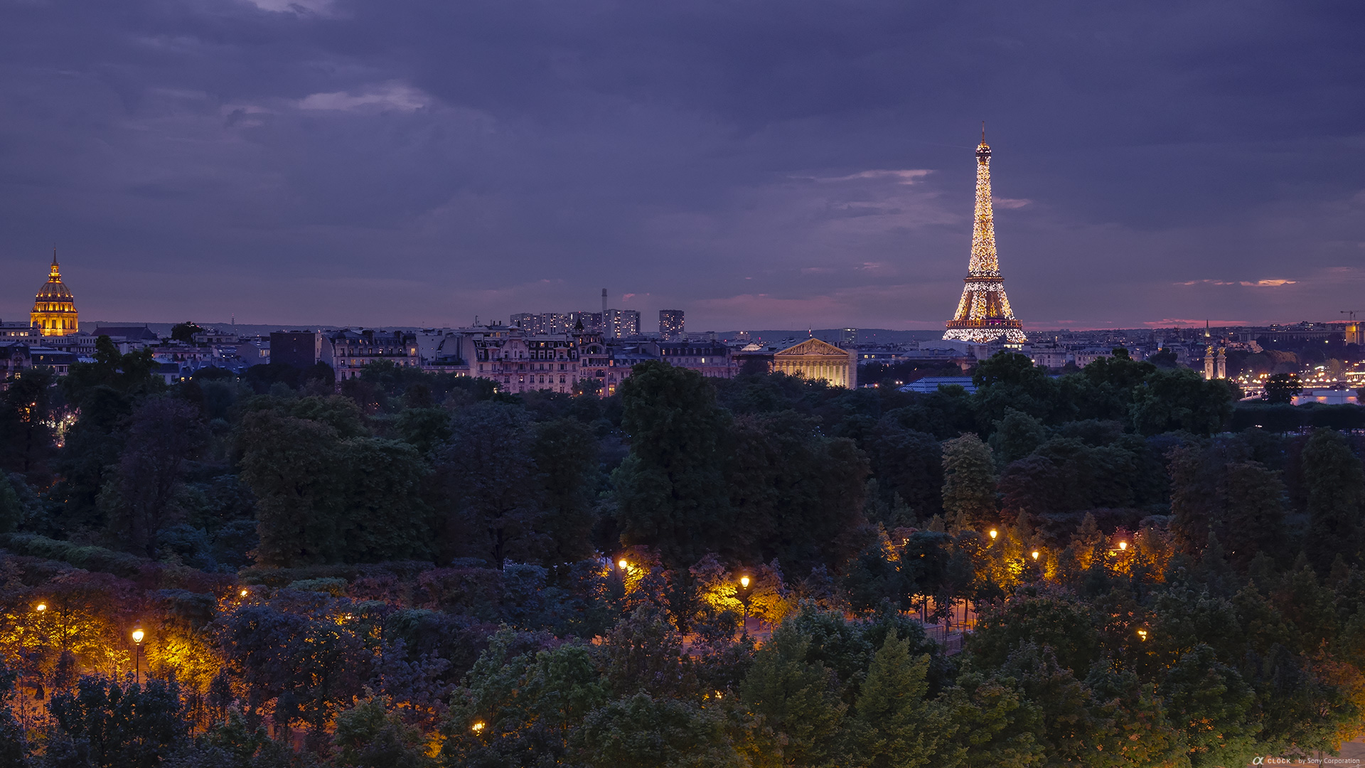 Sony Global A Clock World Time Captured By A Paris Banks Of The Seine